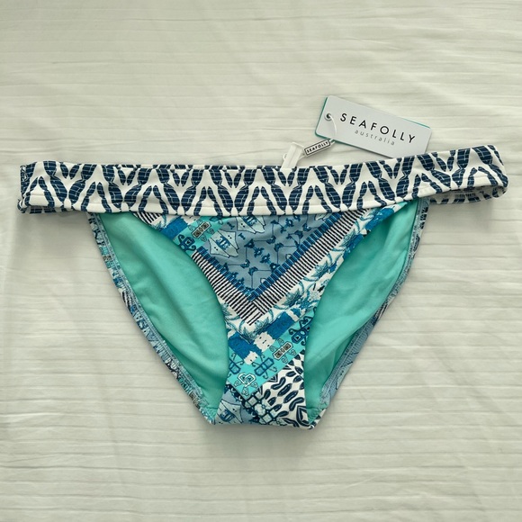 💙👙Seafolly bikini bottoms NWT in fun blue print - Picture 8 of 13